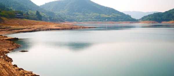 石山边钓鱼怎么样，石山口水库钓鱼怎样收费-第1张图片-平阳县乌魄百货商行