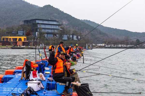 东钱湖开船钓鱼怎么样？东钱湖开船钓鱼怎么样好玩吗？-第1张图片-平阳县乌魄百货商行