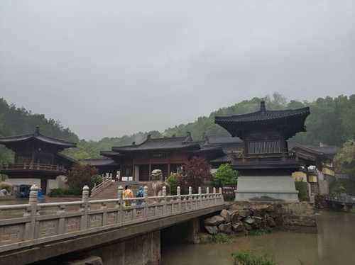 天柱寺钓鱼怎么样，天柱山上的寺庙-第1张图片-平阳县乌魄百货商行