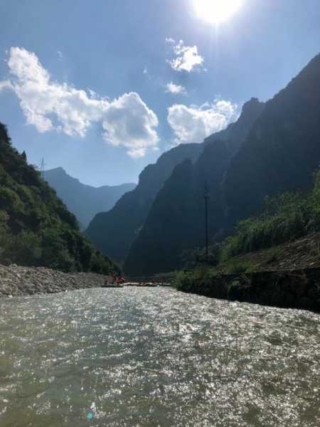 休闲漂流钓鱼怎么样，休闲漂流钓鱼怎么样啊！-第1张图片-平阳县乌魄百货商行