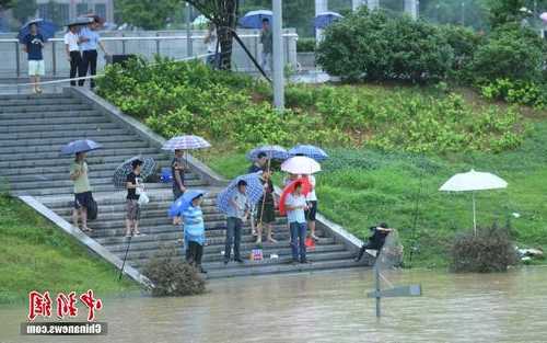 台阶处钓鱼怎么样，台阶用什么-第2张图片-平阳县乌魄百货商行