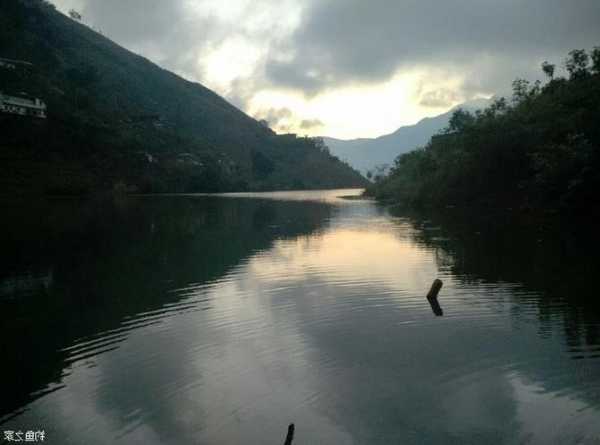 红果水库钓鱼怎么样，红果生态旅游景区！-第3张图片-平阳县乌魄百货商行