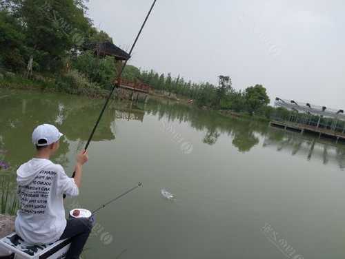 嘉兴下雨钓鱼怎么样？嘉兴下雨多吗？-第3张图片-平阳县乌魄百货商行