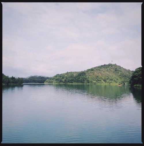 红花湖钓鱼怎么样？红花湖景区在哪里？-第1张图片-平阳县乌魄百货商行