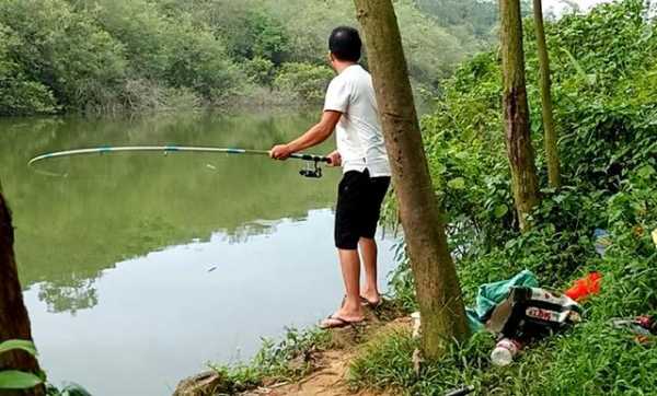 春天钓鱼会怎么样，春天钓鱼容易吗-第2张图片-平阳县乌魄百货商行