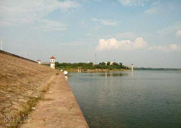 黄坡大坝钓鱼怎么样，黄坡水库有多大-第3张图片-平阳县乌魄百货商行